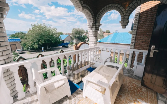 Zamok Guest house