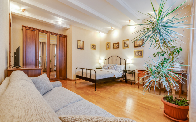 Квартира от Uppapart с Видом на сквер имени Пушкина