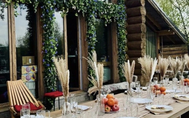 VillaBitsa Chalet