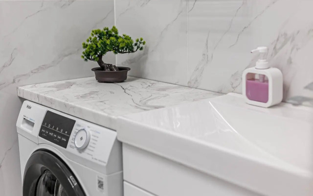 Na Ulitse Zamkovaya 39 A Flat