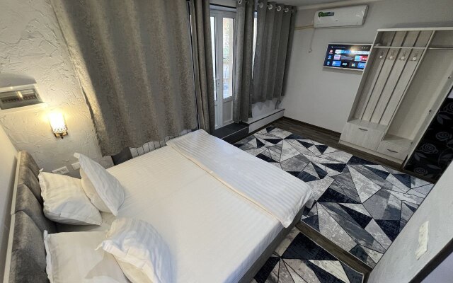 Nemo Guest House