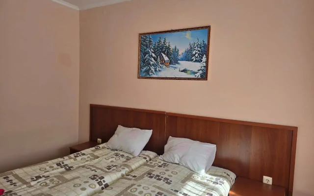 Elbrus Hotel