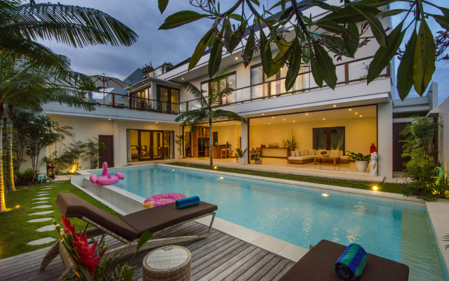 Trendy Villa with Private Pool