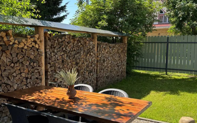 № 8 Private House