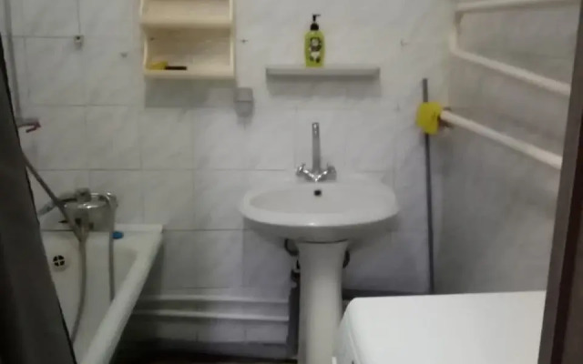 Квартира двухкомнатная Ленинградская 21