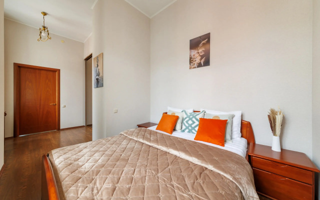 Trehkomnatnye s balkonom 8 gostej Apartments