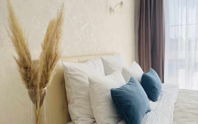 Na Ulitse Nizhneimeretinskaya 143 Flat