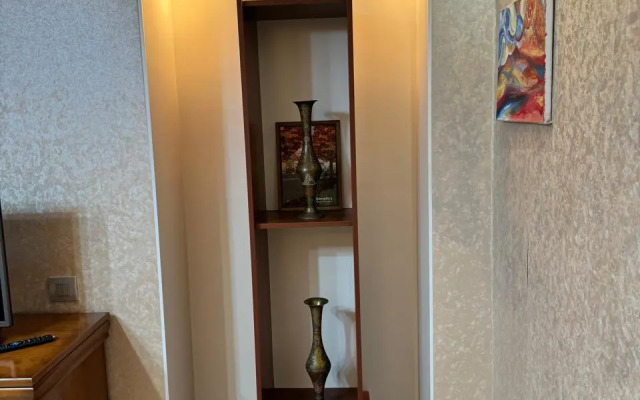 S Vidom Na Rodinu-Mat Flat