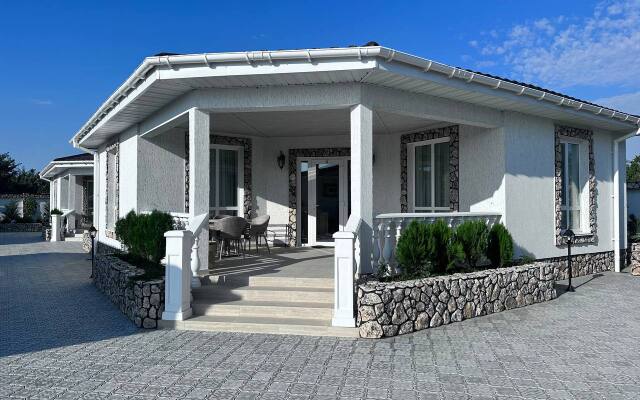 Otradnoye Guest House