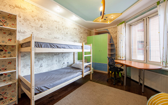 Bolshaya Na Moskovskoy Flat