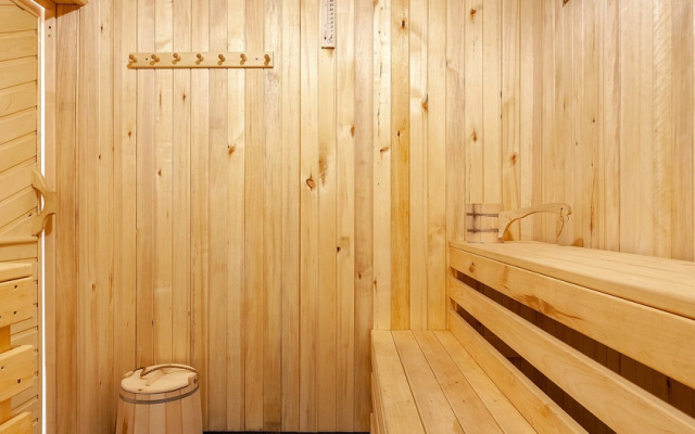 Grejs Kaliforniya 3* Hotel