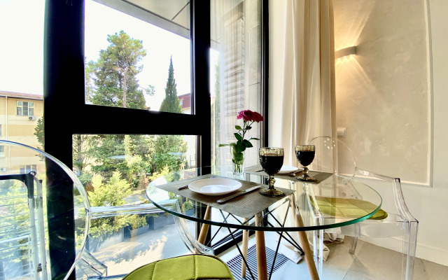 Apartments S Basseynom V Tsentre Sochi