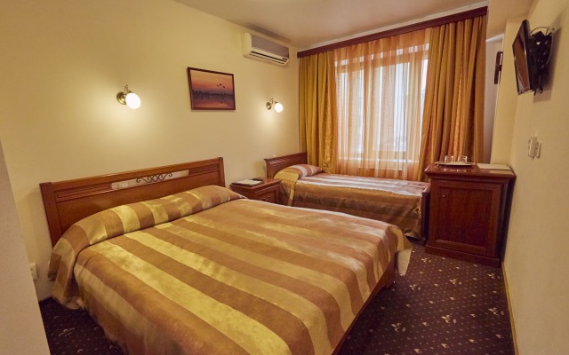 Le Vashoff Hotel