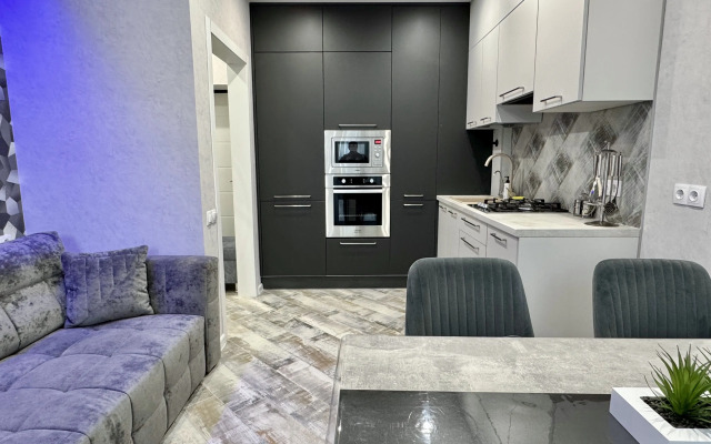 U Morya na ulitse Grizodubovoy 1 Apartments