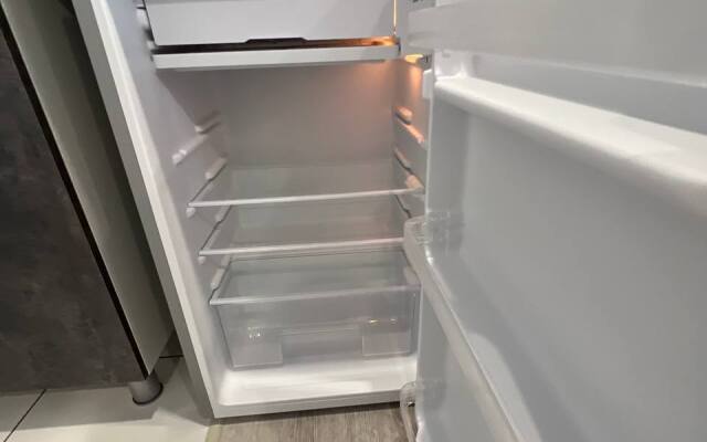 Dlya Pocutochnoy Arendy na Dzerzhinskogo 19 Apartament
