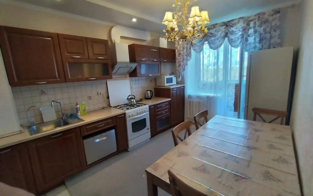 Квартира Просторная двухкомнатная рядом с центром Казани