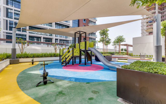 Апарт-отель Globalstay Azizi Riviera 67