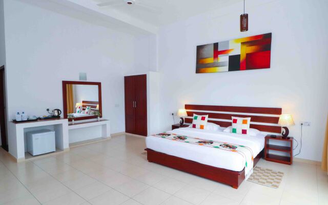 Yoho Thuruliya Lodge Hotel
