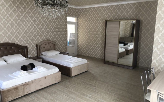 Izumrud Guest house