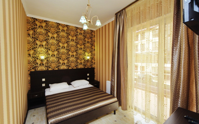 Ahilles Palas Guest house