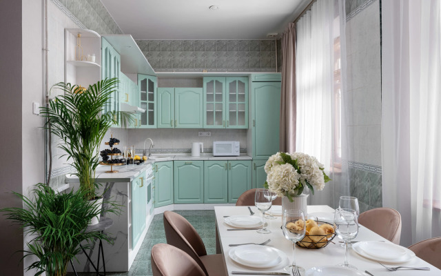 Квартира GM Apartments Новая и тихая Трехкомнатная на Тверской