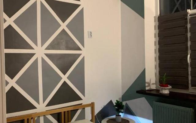 Tolstoy Art Hostel