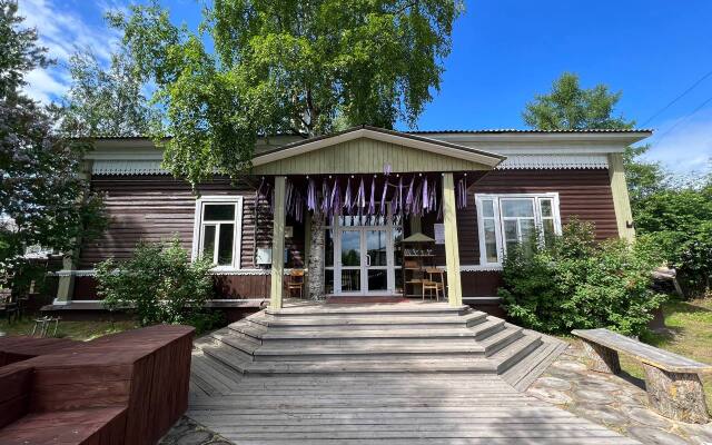 Zemskiy dom Guest House