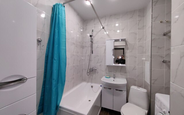 Sovremennaya studiya s vidom na Gorny Vozdukh Flat
