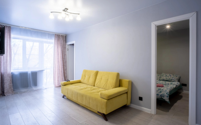 Yevrotreshka Ryadom c Parkom Apartaments