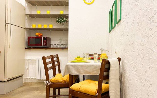 Happiness Live in the center of Sevastopol Apartment