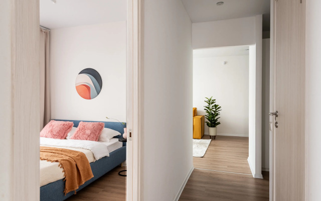 Chetyrekhkomnatnaya Dizainerskaya Vidovaya Flat