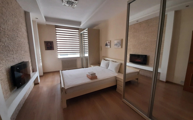 U Tsentralnogo Avtovokzala Apartments
