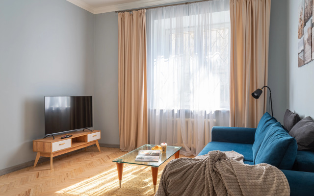 Квартира на Земляном Валу с просторными комнатами