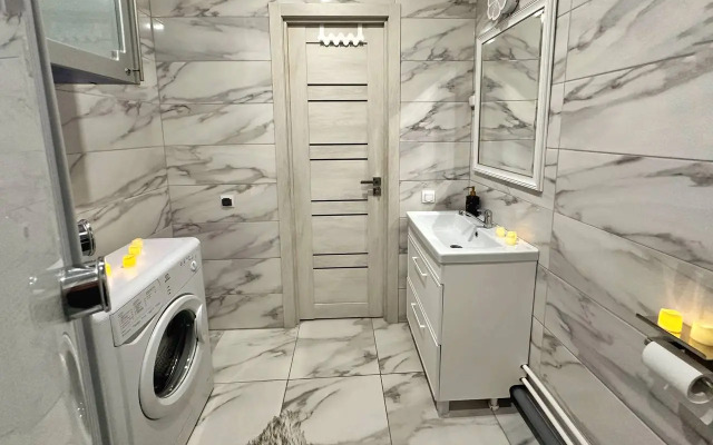 Apartamenty Kvartira-Studiya V Tsentre Bobrujska Na 19 Etazhe