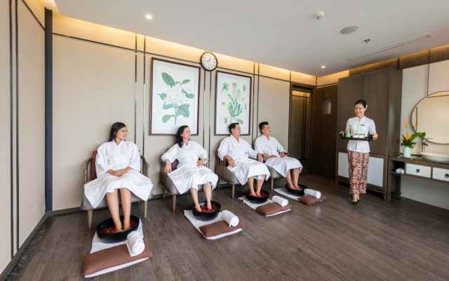 Курортный отель Vinpearl Resort & Golf Nam Hoi An