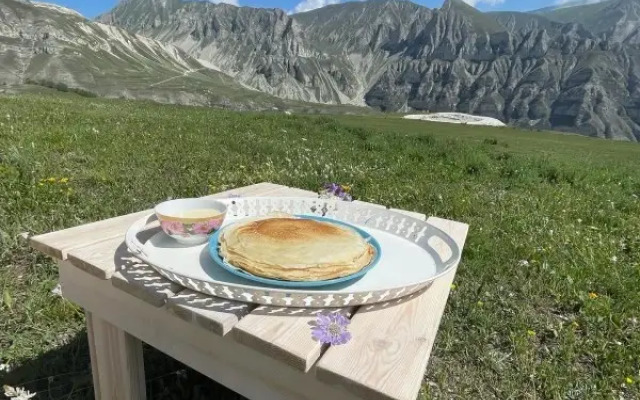 Old Sivukh Глэмпинг с одной двуспальной кроватью