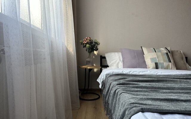 Studiya Merenga V Tsentre Goroda Flat