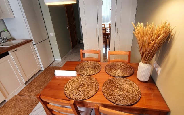 Na Tyulpanov 1 Flat
