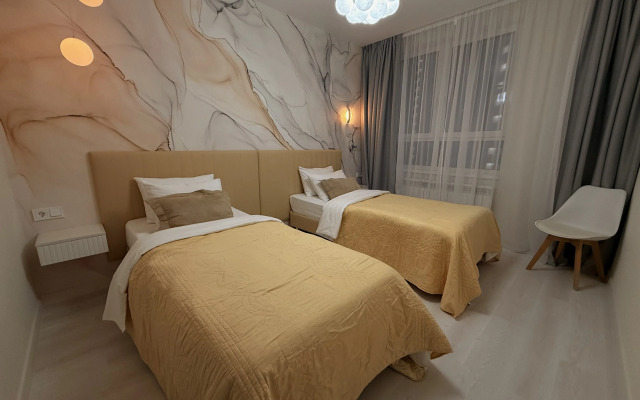 Apartamenty S Dzhakuzi I Vidom Na Zakat Flat