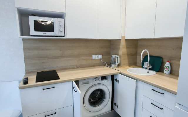 S Balkonom I Vidom Na Sosnovy Bor Flat