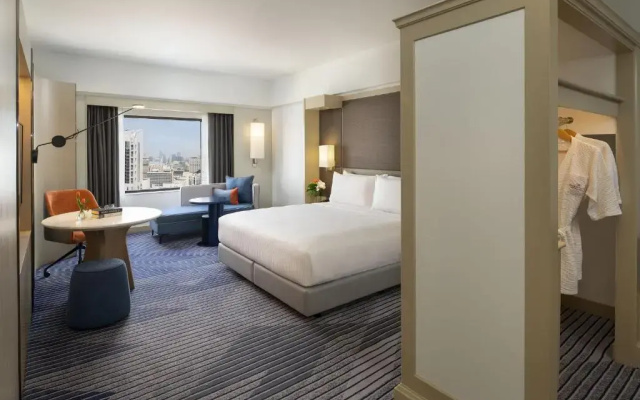Crowne Plaza Bangkok Lumpini Park by IHG