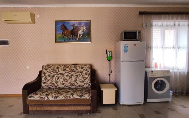 Коттедж у моря