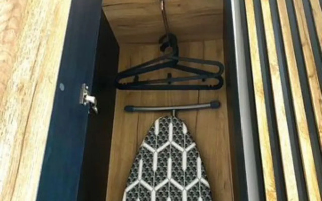 Dvukhmestnaya Studiya S Kukhney Vozle Metro Flat