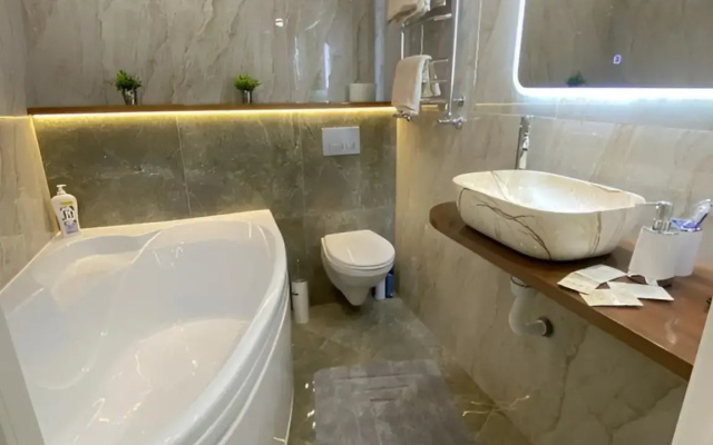 Квартира на Маргелова 7/2, 10эт (HouseVip26)