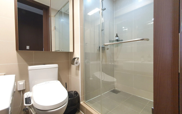 Apartamenty 19et. 2h komn.kv s sikarnym vidom na Mecet' Hazret Sultan