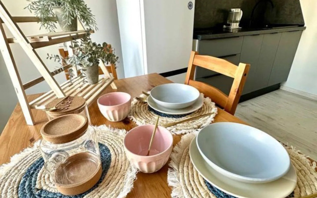 Квартира На Академика Сулейманова 10