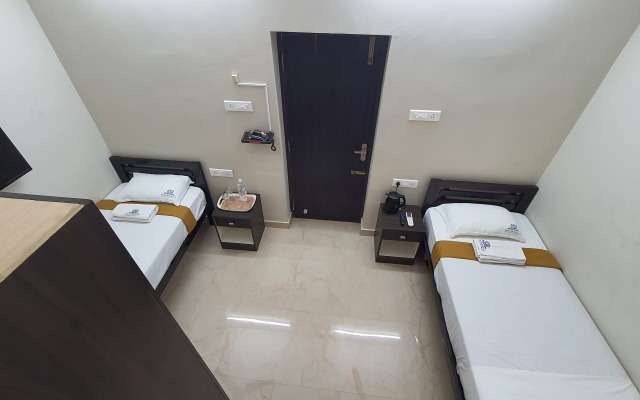 Hotel AKSHITH Inn