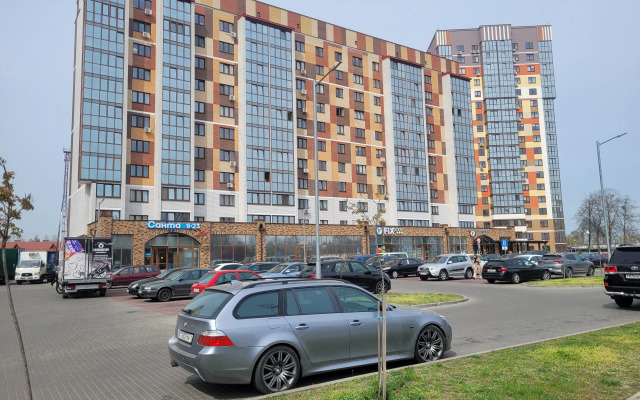 Loft V Tsentre Bresta Flat