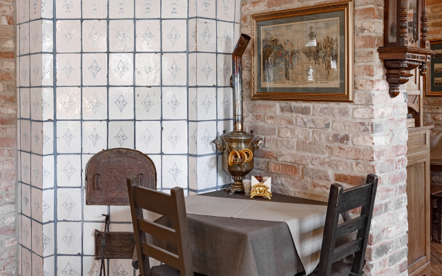 Отель Империал