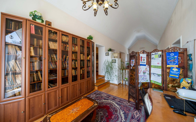 Частный дом Большой уютный коттедж с баней